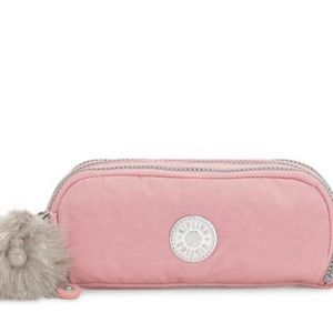 Kipling Gitroy
Pencil Case